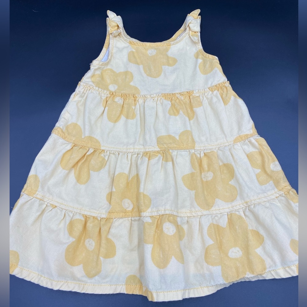 Little Co little girls 2T yellow flower dress